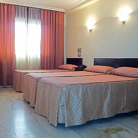 Averroes 3* Kordoba