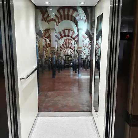 Averroes 3* Κόρδοβα