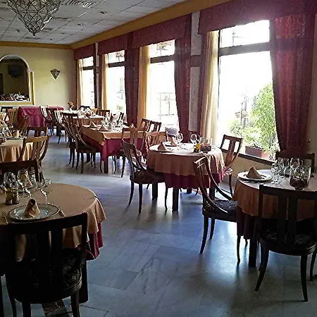 Averroes Hotel