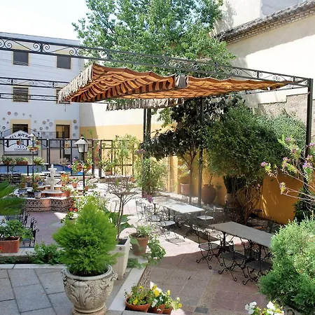 Ξενοδοχείο Averroes 3*